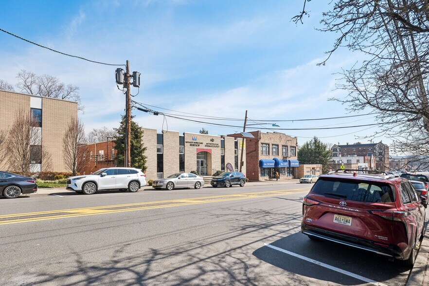More Photos Of 175 Cedar Ln, Teaneck Medical For Sale