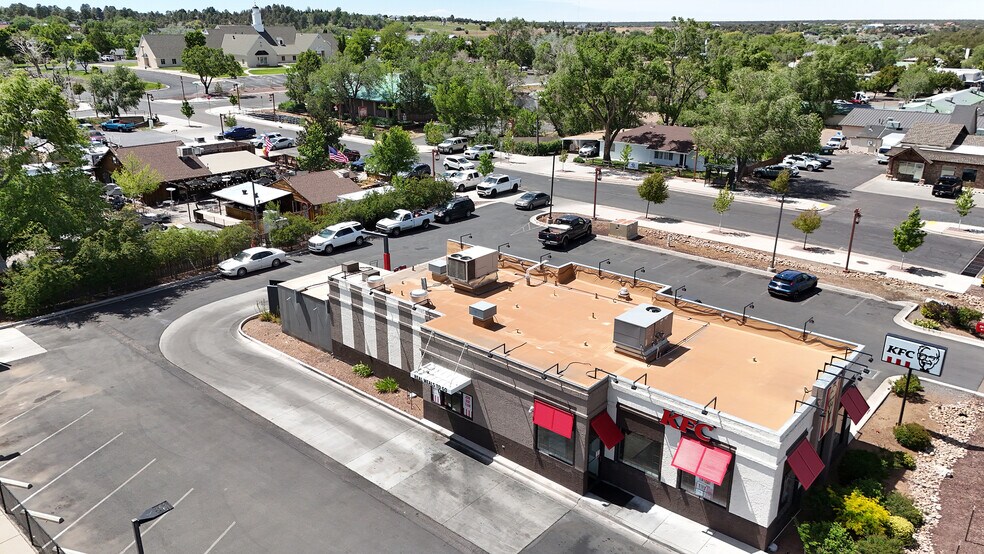 More Photos Of 180 N White Mountain Rd, Show Low Fast Food For Sale