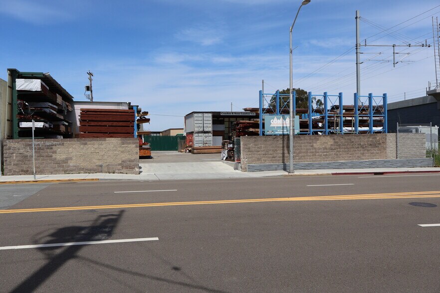 More Photos Of 117 E 25th Ave, San Mateo Warehouse For Lease