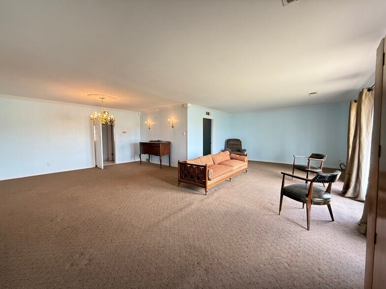 More Photos Of 8610 HWY 17, Balmorhea Specialty For Sale