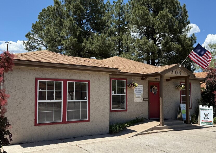 Primary Photo Of 709 N Humphreys St, Flagstaff Office For Sale