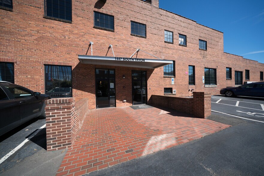 More Photos Of 1447 S Tryon St, Charlotte Office For Lease