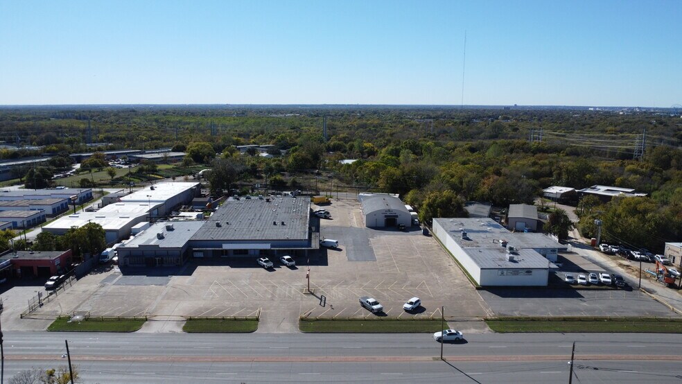 More Photos Of 5520 Military Pky, Dallas Industrial For Sale