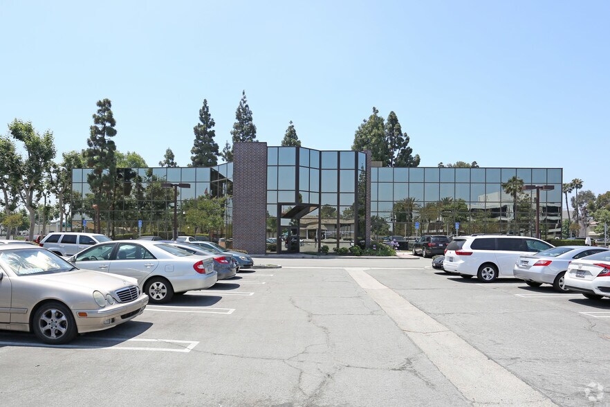 More Photos Of 11277 Garden Grove Blvd, Garden Grove Office For Lease