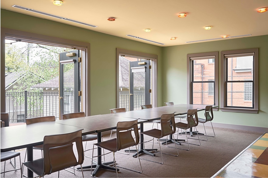 More Photos Of 1935 21st Ave S, Nashville Office Residential For Lease