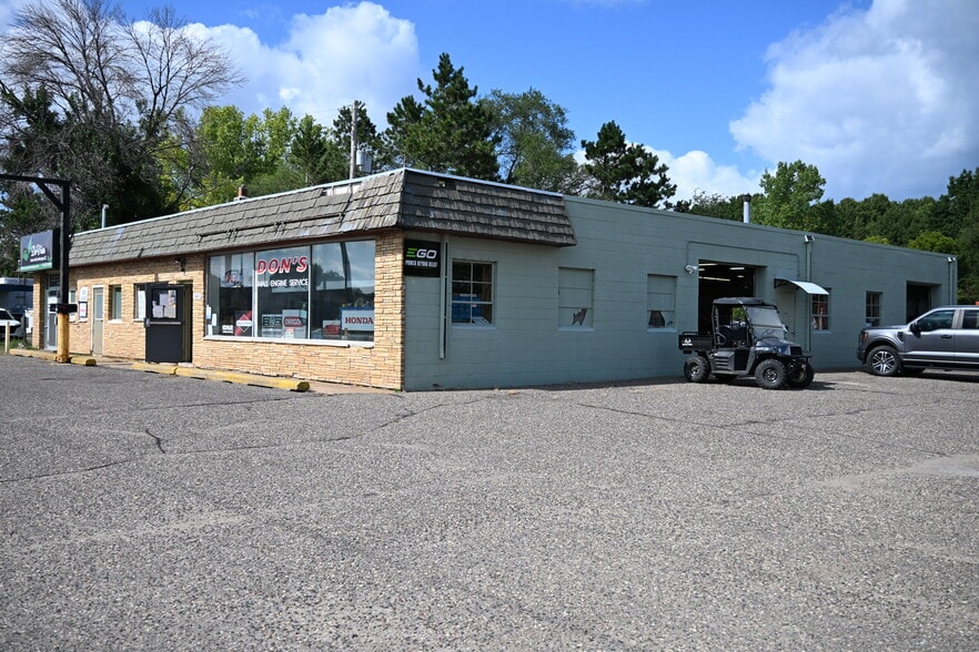More Photos Of 1449 Coon Rapids Blvd NW, Coon Rapids Auto Repair For Sale