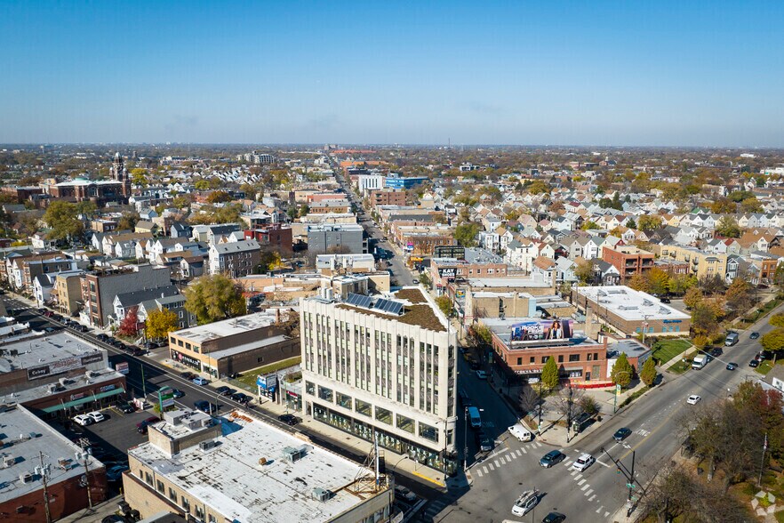 More Photos Of 2800 N Milwaukee Ave, Chicago Apartments For Lease