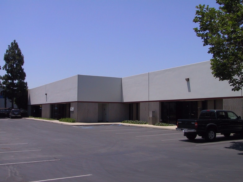 More Photos Of 1890 E Miraloma Ave, Placentia Unknown For Lease