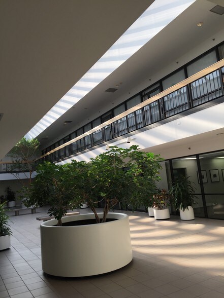 More Photos Of 133 Franklin Corner Rd, Lawrenceville Office For Lease