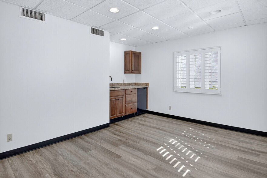 More Photos Of 1745 Lafayette St, Denver Medical For Lease