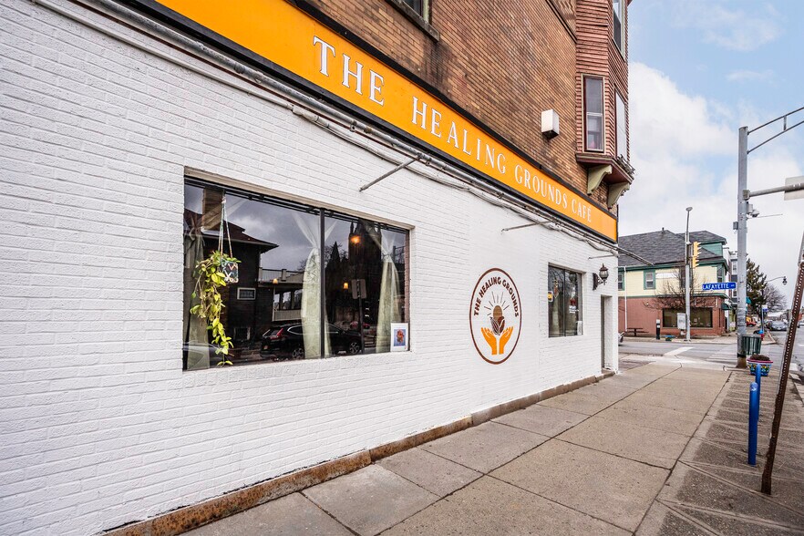 More Photos Of 212-220 Grant St, Buffalo Apartments For Lease