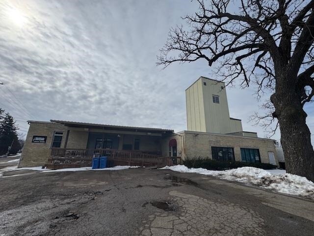 Primary Photo Of 809 Station St, Watertown Office For Sale