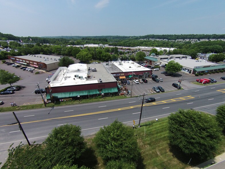 More Photos Of 802-812 N Easton Rd, Doylestown Storefront For Sale