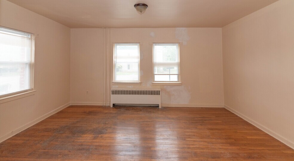 More Photos Of 4901 York Rd, Baltimore Apartments For Sale