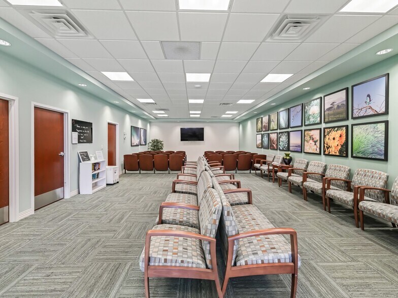 More Photos Of 4636 Bellwether Ln, Oxford Medical For Lease