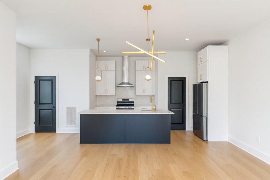 More Photos Of 604 Inverness Ave, Nashville Specialty For Sale