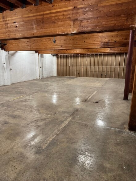 More Photos Of 2828 Cherry Ave NE, Salem Food Processing For Lease