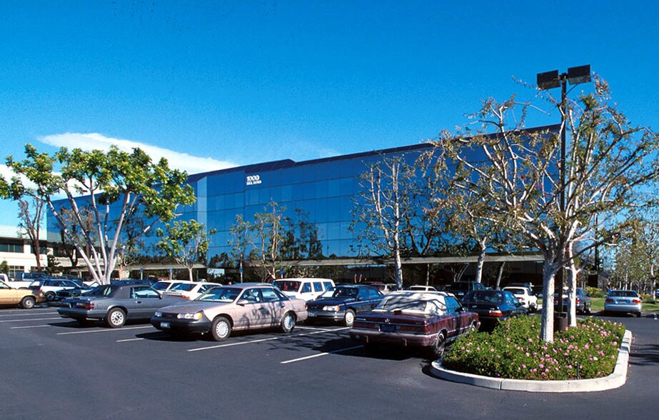 Primary Photo Of 1000 S Hill Rd, Ventura Medical For Lease