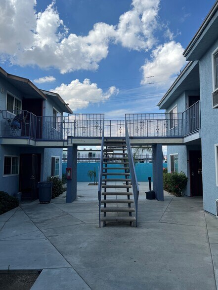 More Photos Of 1525 E Lynwood Dr, San Bernardino Apartments For Sale