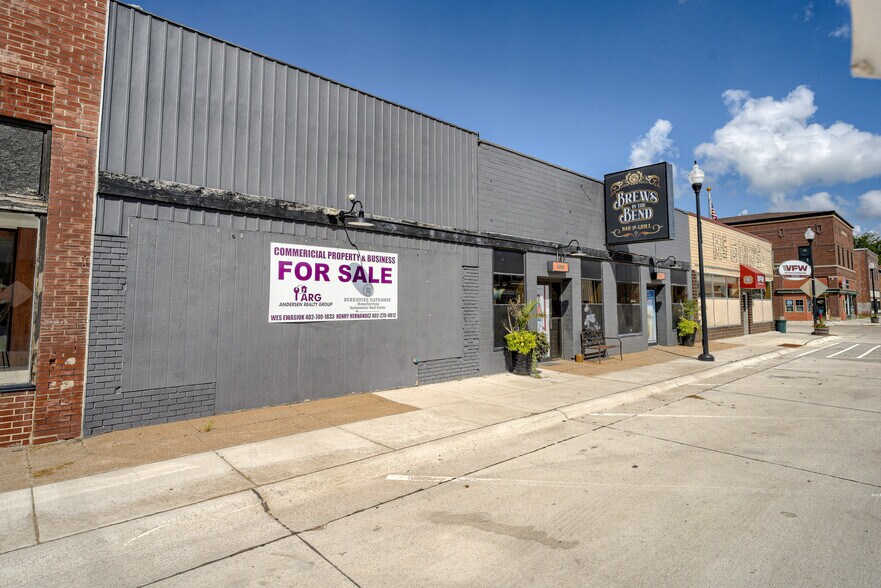 More Photos Of 644 Main St, North Bend Restaurant For Sale