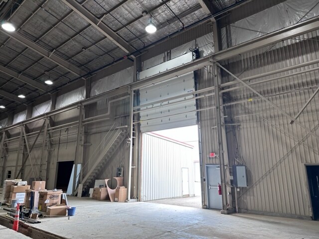 More Photos Of 401 Three Springs, Weirton Unknown For Lease