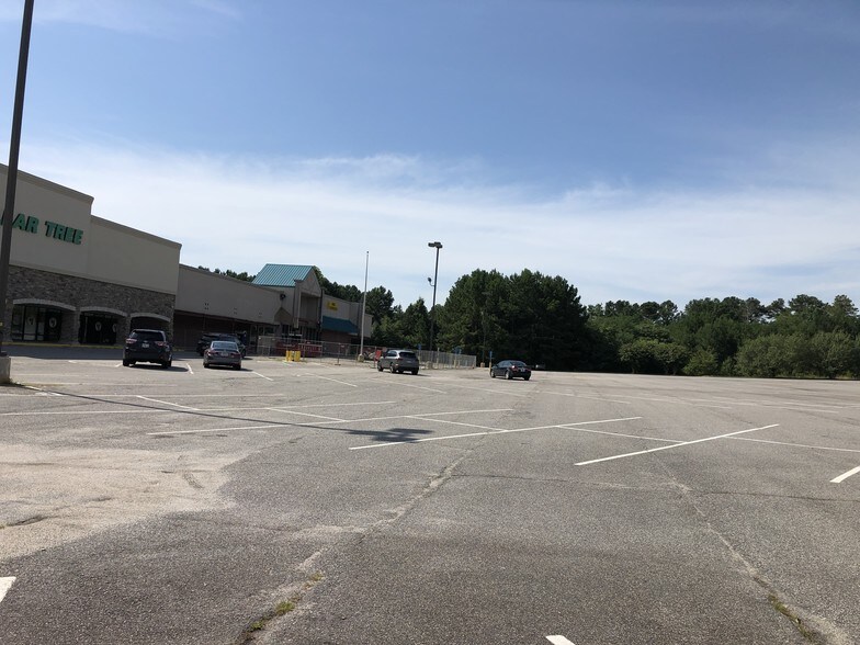 More Photos Of 9105 Hickory Flat Hwy, Woodstock Unknown For Lease