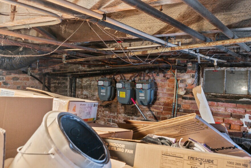 More Photos Of 885 W Lombard St, Baltimore Apartments For Sale