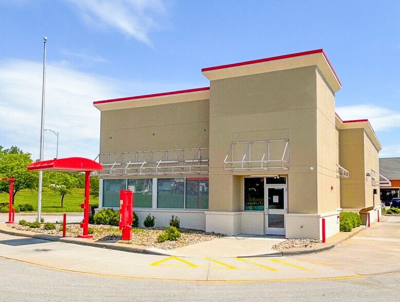 More Photos Of 13628 Washington St, Kansas City Fast Food For Sale