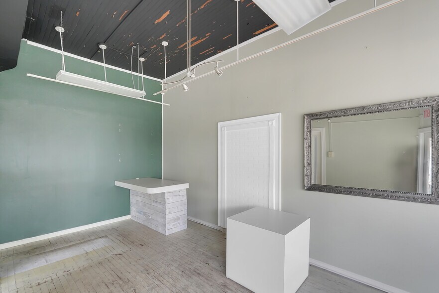 More Photos Of 5 Wharf Ave, Red Bank General Retail For Lease