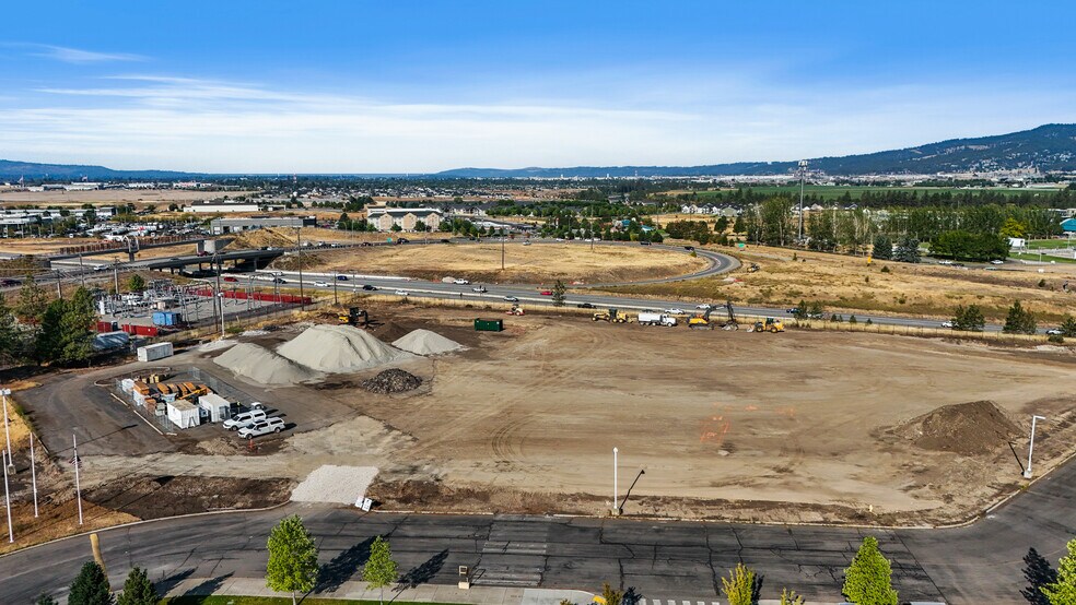 More Photos Of 22421 E Appleway Ave, Liberty Lake Light Manufacturing For Lease