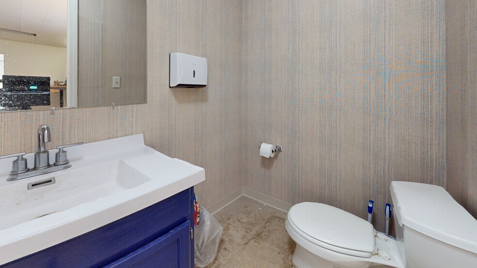 More Photos Of 3907-3907 Grand Ave, Duluth Storefront Retail Residential For Sale