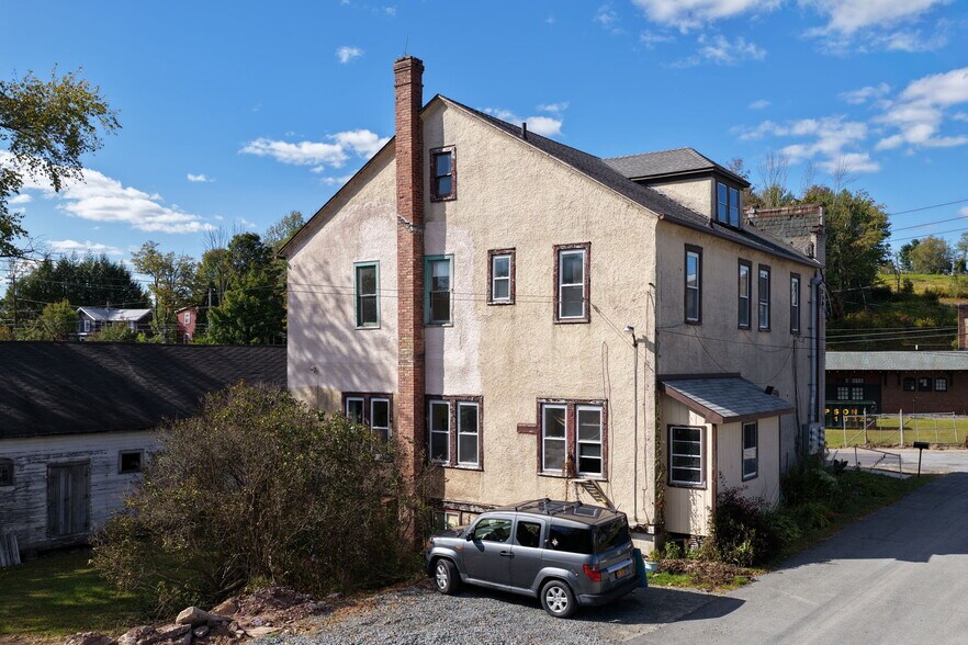More Photos Of 9 Mongaup Rd, Hurleyville Apartments For Sale