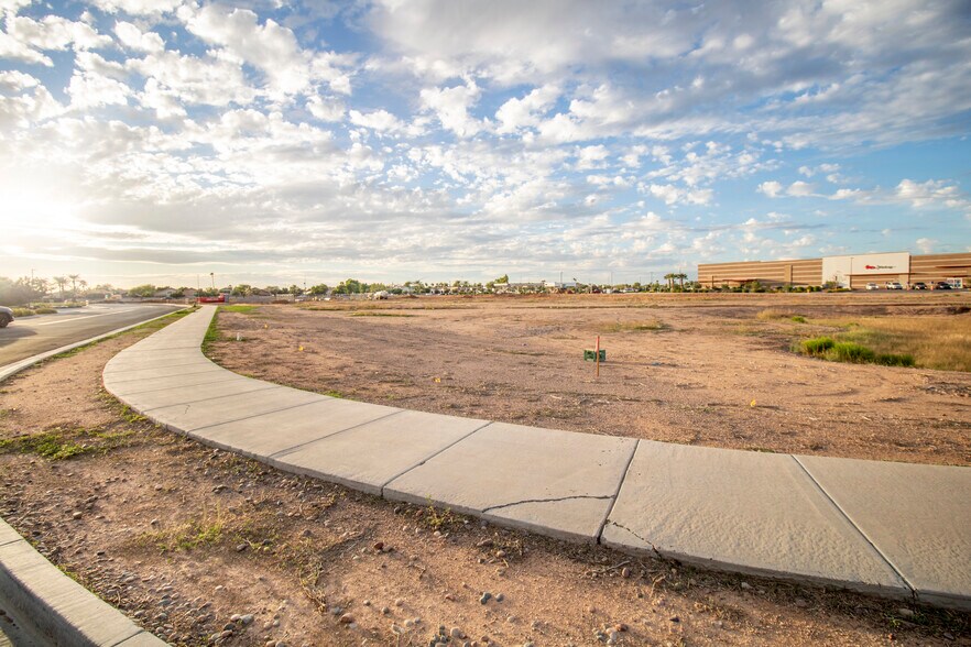 More Photos Of 3305 E Michelle Way, Gilbert Medical For Lease