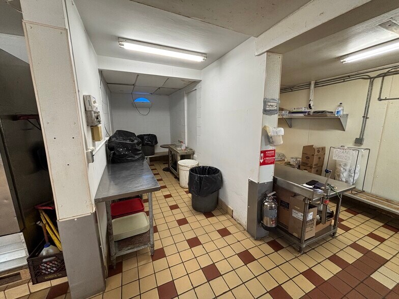 More Photos Of 180 Wooster Rd N, Barberton Restaurant For Sale