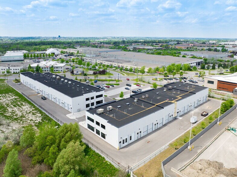 More Photos Of 465 Harry Walker Pky S, Newmarket Warehouse For Sale