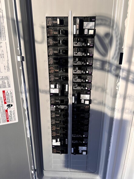 More Photos Of 11565 Theatre Dr, Champlin Unknown For Lease