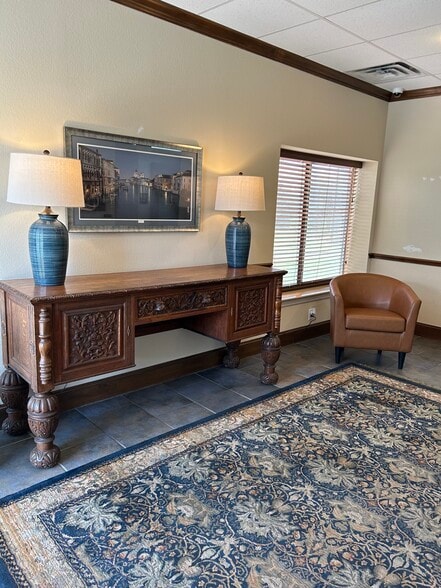 More Photos Of 102 N Shiloh Rd, Garland Office For Lease