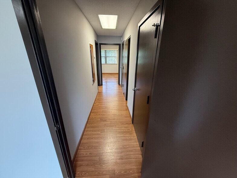 More Photos Of 7594-7620 Slate Ridge Blvd, Reynoldsburg Office For Sale