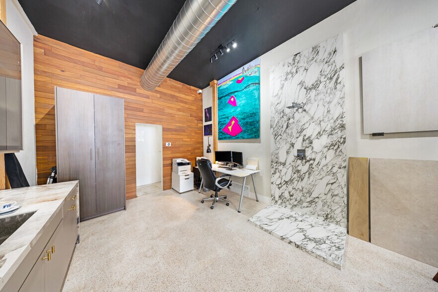 More Photos Of 1975-1977 71st St, Miami Beach Storefront For Sale