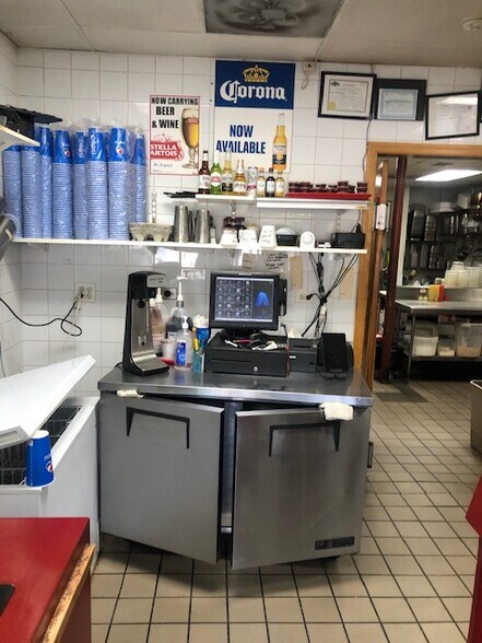 More Photos Of 123 W Irving Park Rd, Bensenville Restaurant For Sale