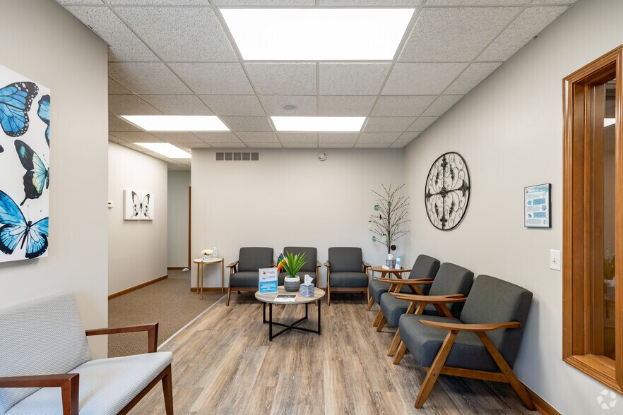 More Photos Of 53425-53445 Grand River Ave, New Hudson Office For Sale