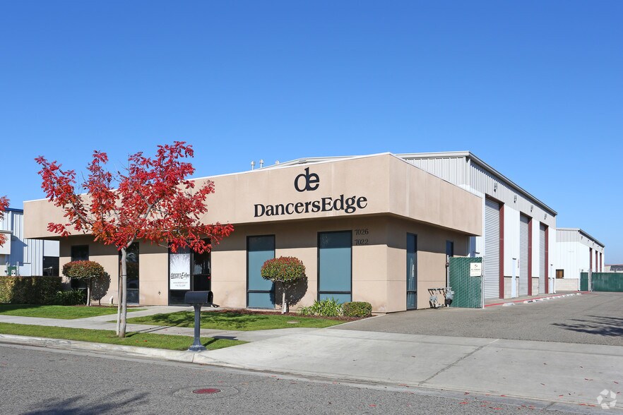 More Photos Of 7022-7026 W Pershing Ct, Visalia Warehouse For Lease