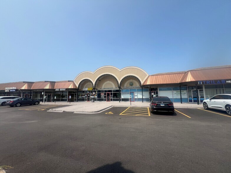 More Photos Of 6040-6080 159th St, Oak Forest General Retail For Lease