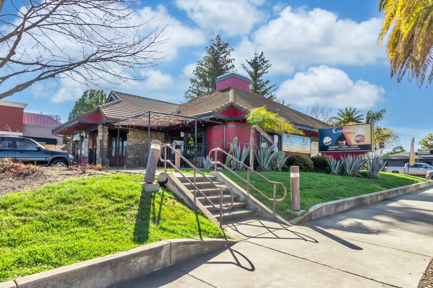 More Photos Of 6400 Fair Oaks Blvd, Carmichael Restaurant For Sale