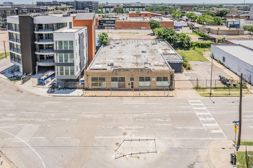 More Photos Of 1820 Canton St, Dallas Warehouse For Sale