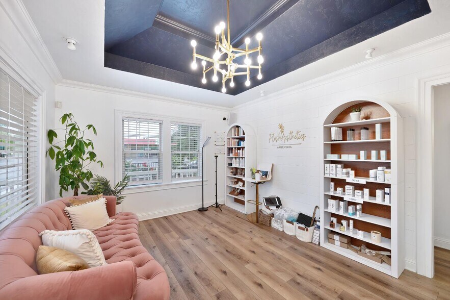 More Photos Of 512 Riley St, Folsom Office For Sale