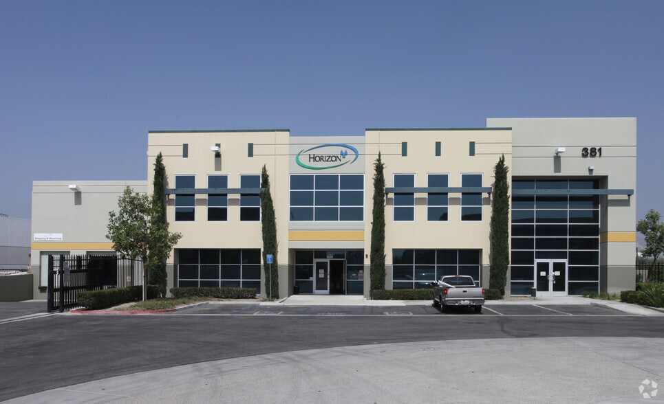 More Photos Of 381 N Main St, Riverside Manufacturing For Lease