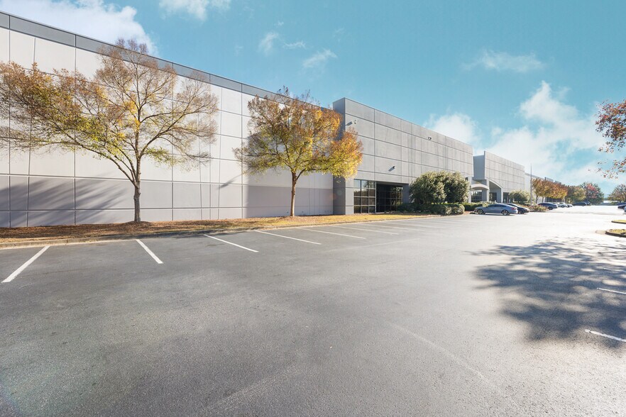 More Photos Of 750 Maxham Rd, Lithia Springs Warehouse For Lease