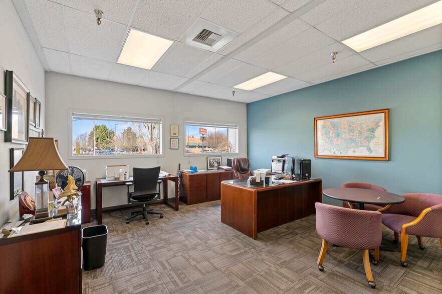 More Photos Of 1314 Auburn Way N, Auburn Health Club For Lease