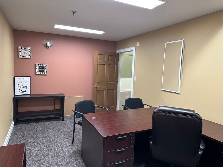 More Photos Of 401 E Louther St, Carlisle Office For Lease